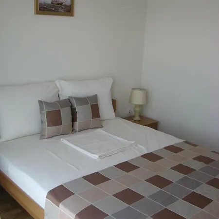 Tina Apartmán